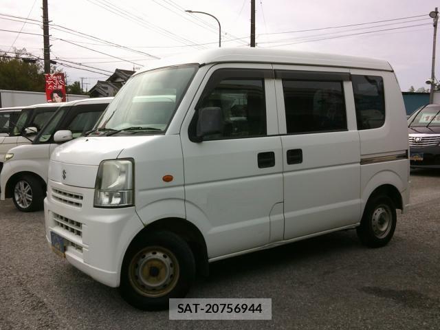 Suzuki EVERY 2012-11 1354084-2