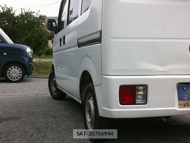 Suzuki EVERY 2012-11 1354084-5