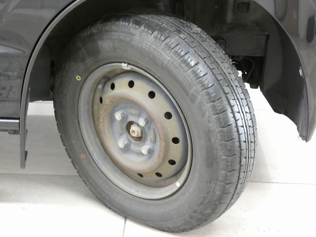 Suzuki EVERY 2018-02 1544955-3