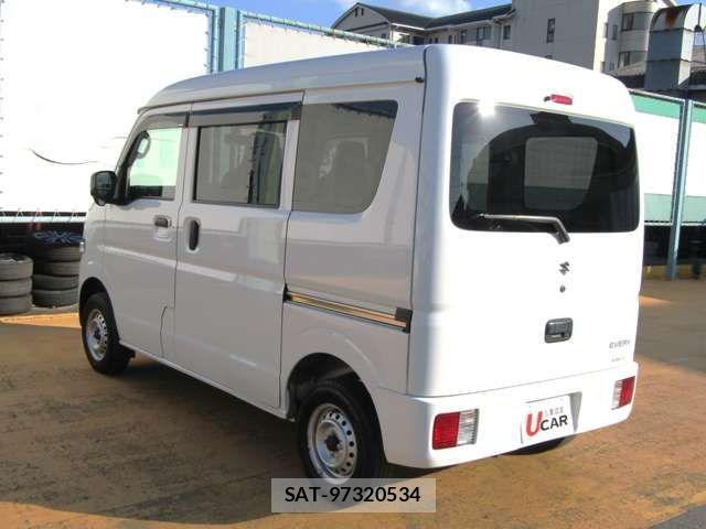 Suzuki EVERY 2023-12 1742864-7