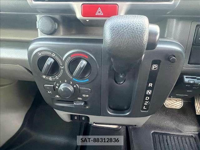 Suzuki EVERY 2021-11 2029541-24