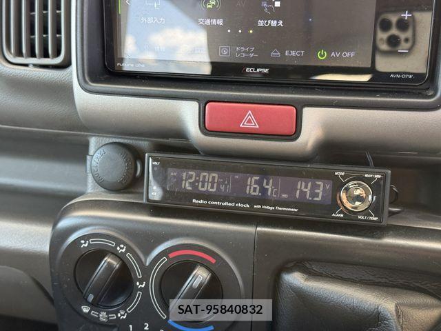 Suzuki EVERY 2021-04 2299103-14