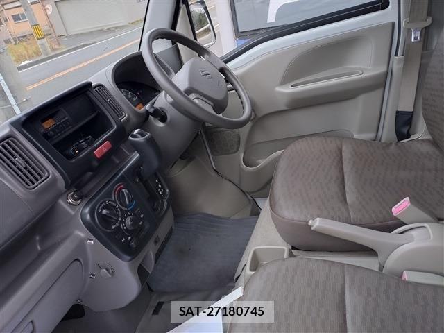 Suzuki EVERY 2016-03 2318105-1