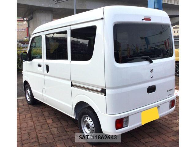 Suzuki EVERY 2025-03 2664567-4