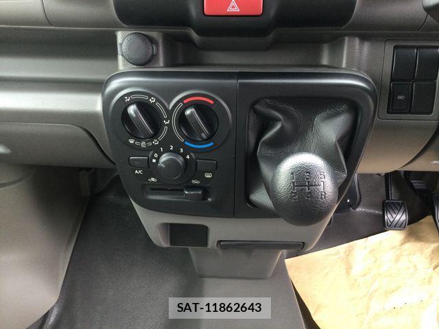 Suzuki EVERY 2025-03 2664567-8