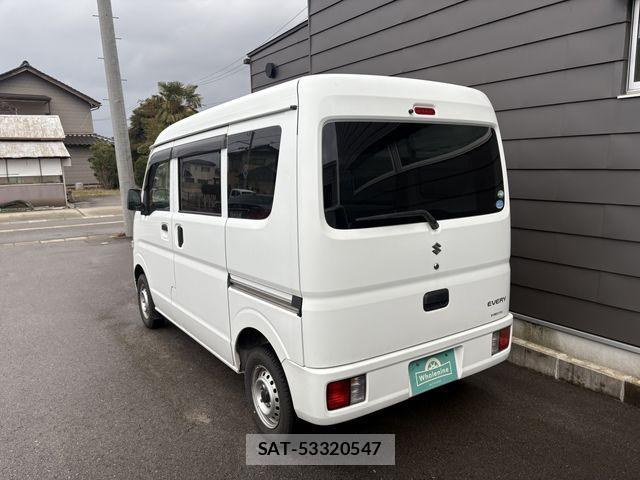 Suzuki EVERY 2018-11 2664584-1