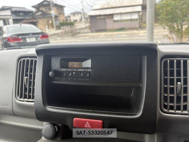Suzuki EVERY 2018-11 2664584-4