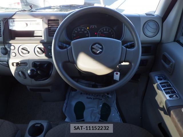 Suzuki EVERY 2012-01 2776797-8