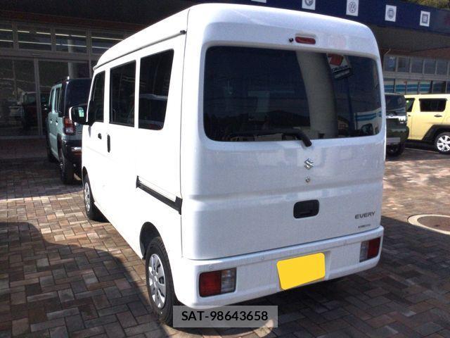 Suzuki EVERY 2024-08 3668880-4