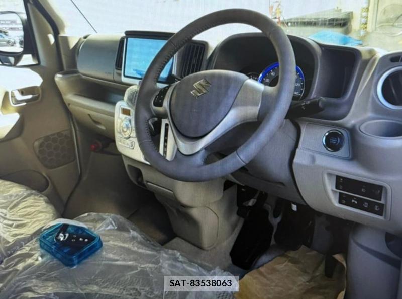 Suzuki EVERY WAGON 2025 1383532-4