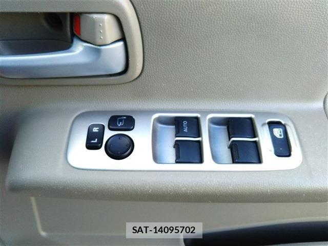 Suzuki EVERY WAGON 2011-10 2008853-9