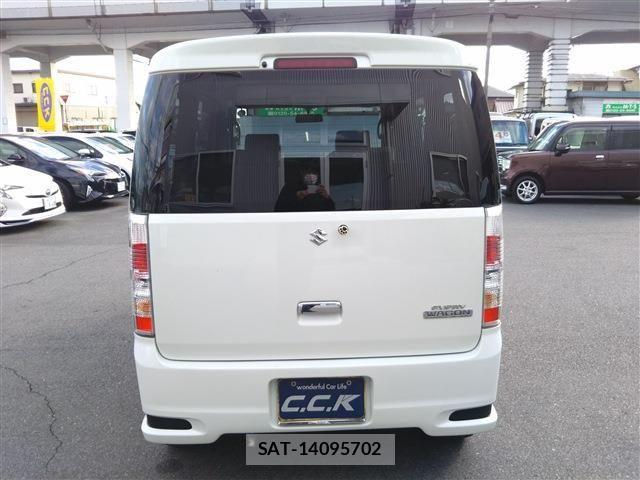 Suzuki EVERY WAGON 2011-10 2008853-4
