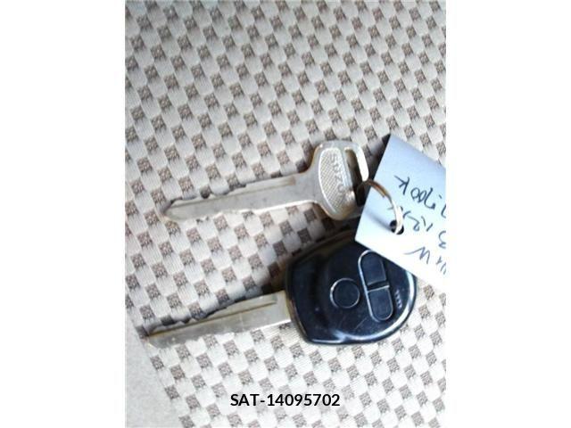 Suzuki EVERY WAGON 2011-10 2008853-6