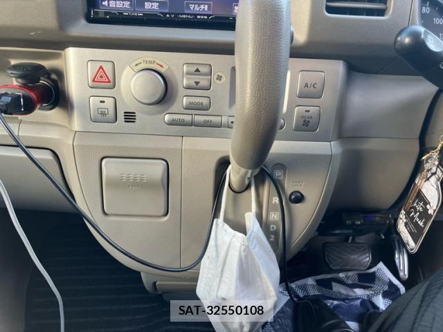 Suzuki EVERY WAGON 2011-11 3832559-21