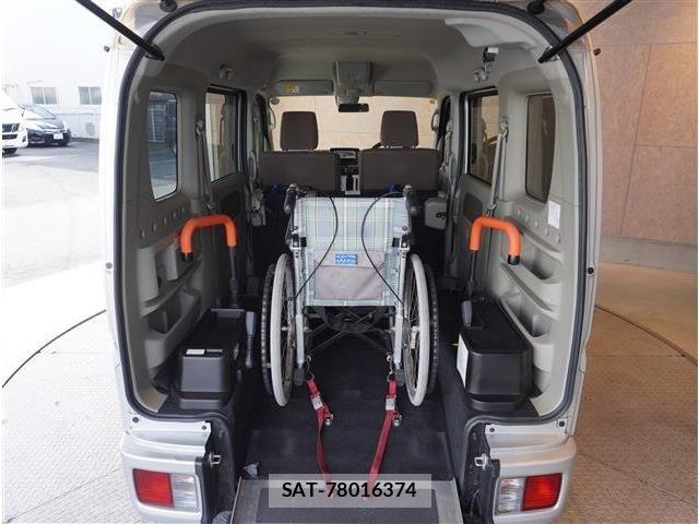 Suzuki EVERY WAGON 2018-12 4940849-11