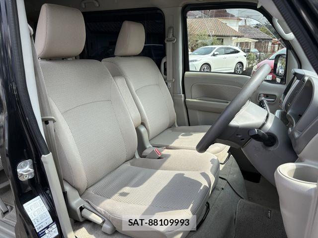 Suzuki EVERY WAGON 2021-08 5867474-17