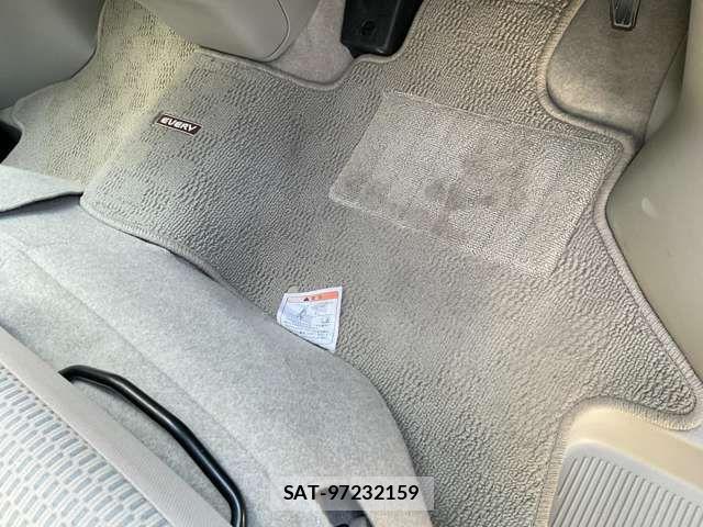 Suzuki EVERY WAGON 2017-01 5867471-15