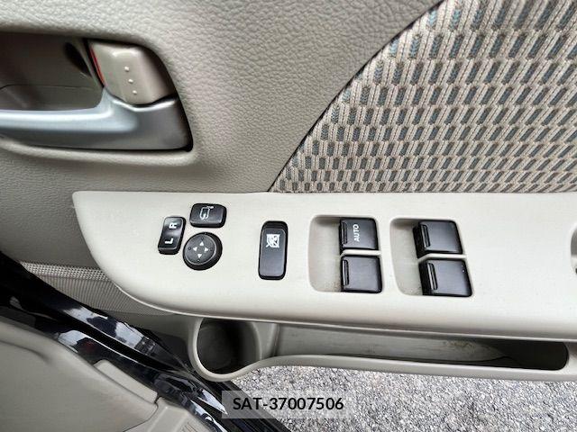 Suzuki EVERY WAGON 2016-08 6005516-27