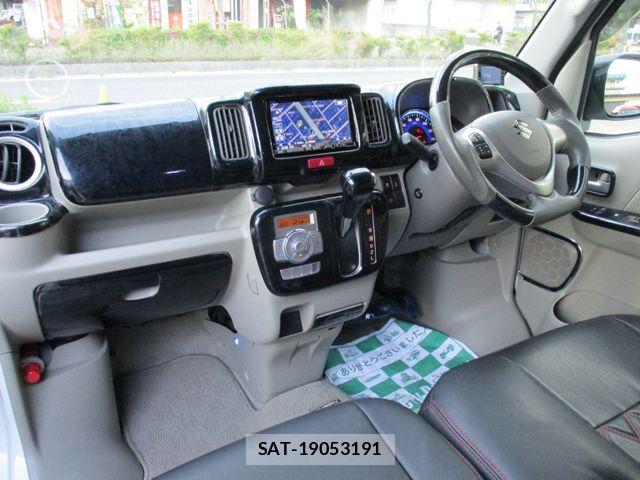 Suzuki EVERY WAGON 2017-11 6641544-9