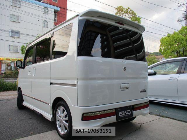 Suzuki EVERY WAGON 2017-11 6641544-5