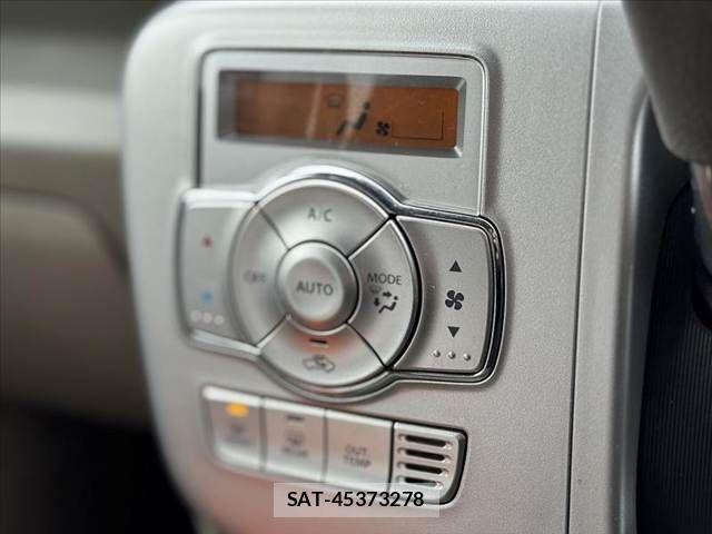 Suzuki EVERY WAGON 2021-02 6675901-24