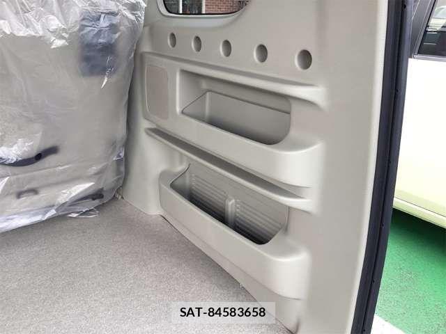 Suzuki EVERY WAGON 2025-12 6904912-14