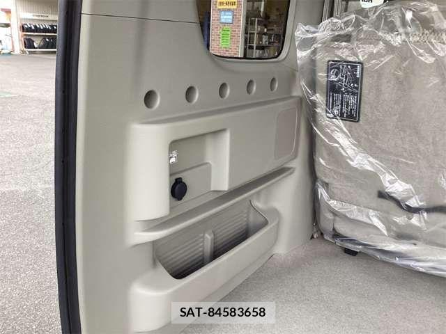 Suzuki EVERY WAGON 2025-12 6904912-15