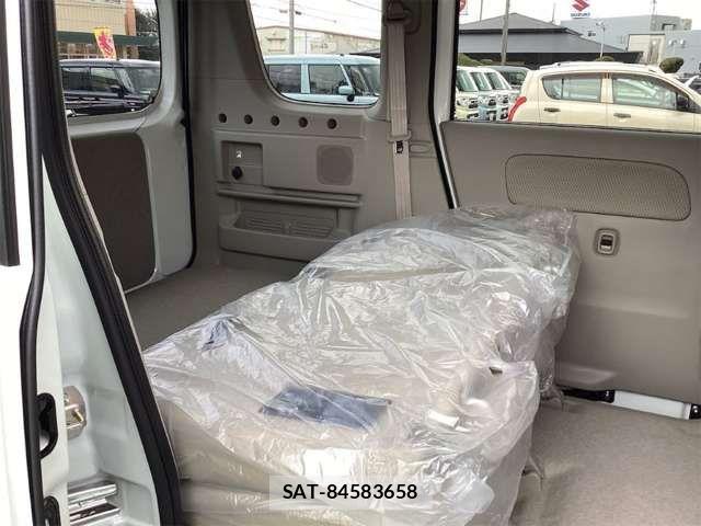 Suzuki EVERY WAGON 2025-12 6904912-18