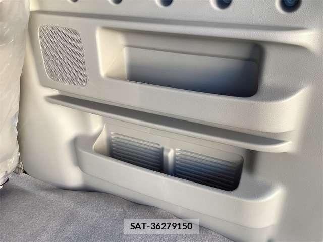Suzuki EVERY WAGON 2025-11 6904914-17