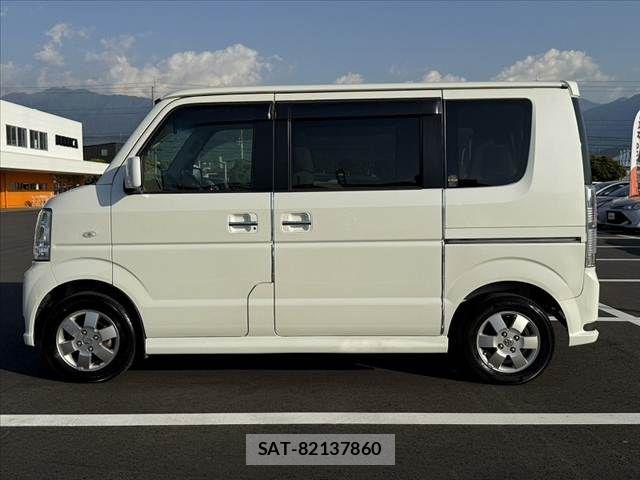Suzuki EVERY WAGON 2014-08 6904942-9