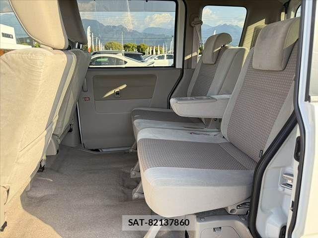 Suzuki EVERY WAGON 2014-08 6904942-18