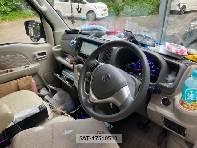 Suzuki EVERY WAGON 2017-08 6904944-13