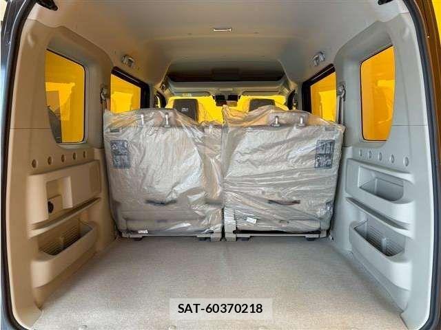 Suzuki EVERY WAGON 2025-04 6904925-12