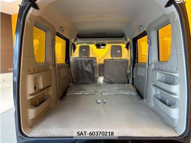 Suzuki EVERY WAGON 2025-04 6904925-13