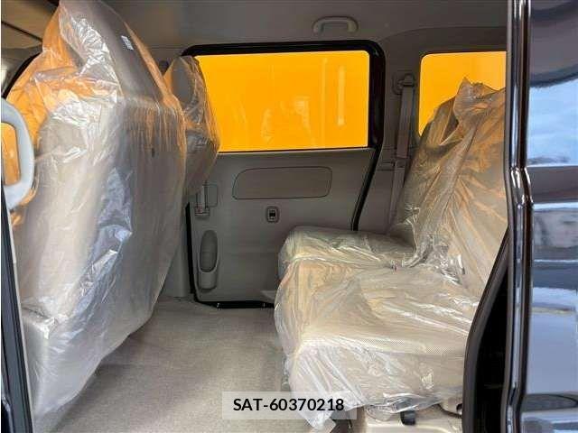 Suzuki EVERY WAGON 2025-04 6904925-17