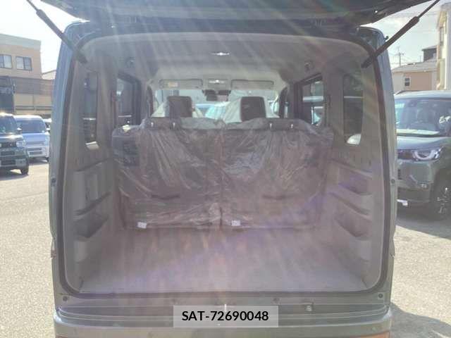 Suzuki EVERY WAGON 2025-10 6904915-17