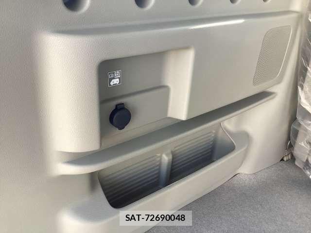 Suzuki EVERY WAGON 2025-10 6904915-19