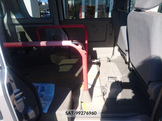 Suzuki EVERY WAGON 2013-07 6904941-14