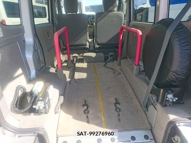 Suzuki EVERY WAGON 2013-07 6904941-20
