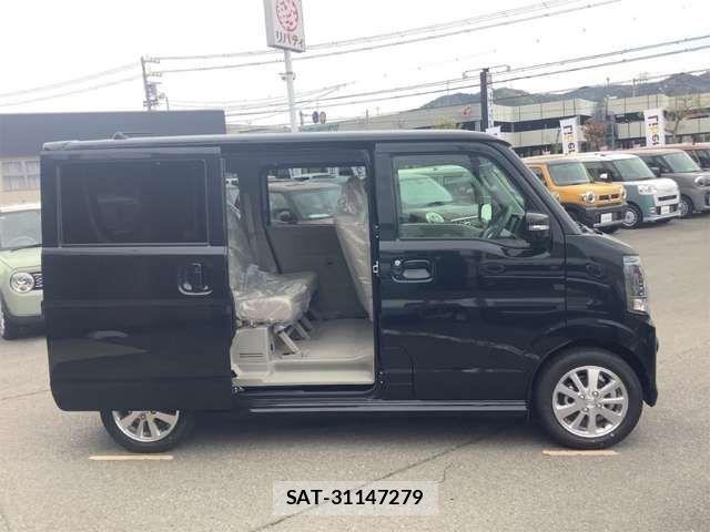 Suzuki EVERY WAGON 2025-10 6904924-19