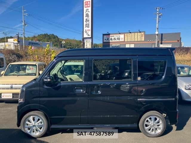 Suzuki EVERY WAGON 2025-10 6904913-8