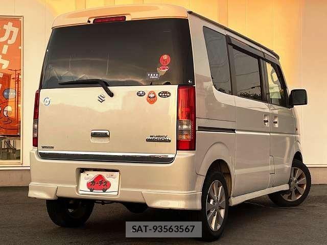 Suzuki EVERY WAGON 2010-04 7218299-2
