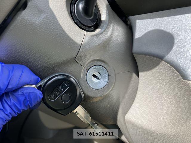 Suzuki EVERY WAGON 2009-06 7218302-7