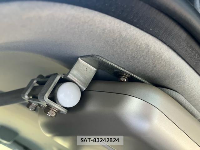 Suzuki EVERY WAGON 2004-01 7218291-23