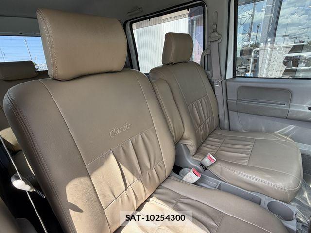 Suzuki EVERY WAGON 2007-11 7218305-17