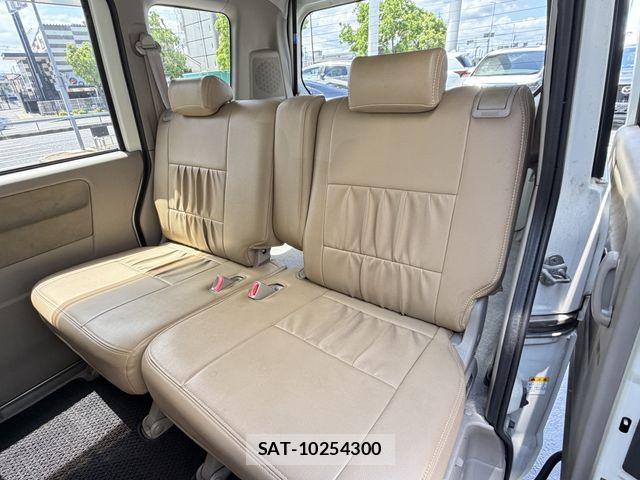 Suzuki EVERY WAGON 2007-11 7218305-21