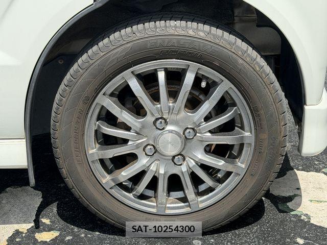 Suzuki EVERY WAGON 2007-11 7218305-23