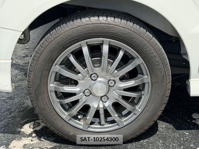 Suzuki EVERY WAGON 2007-11 7218305-24