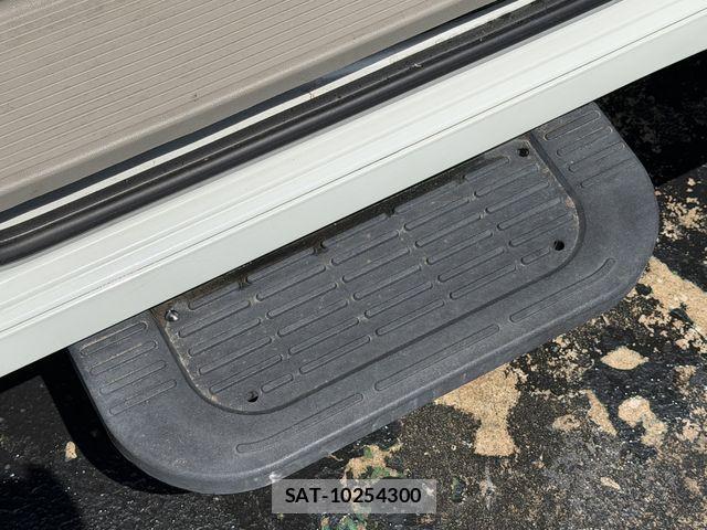 Suzuki EVERY WAGON 2007-11 7218305-8