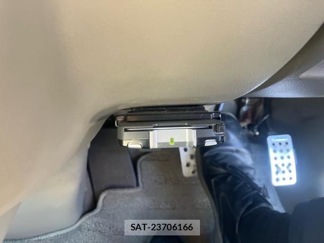 Suzuki EVERY WAGON 2011-08 7218303-24